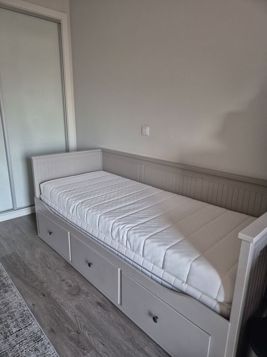 Cama IKEA HEMNES extensível + 2 colchões