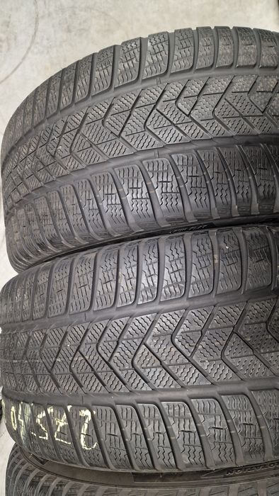 Opony Zimowe Pirelli Sottozero 3 Winter RSC * 245/45 R20 275/40 R20