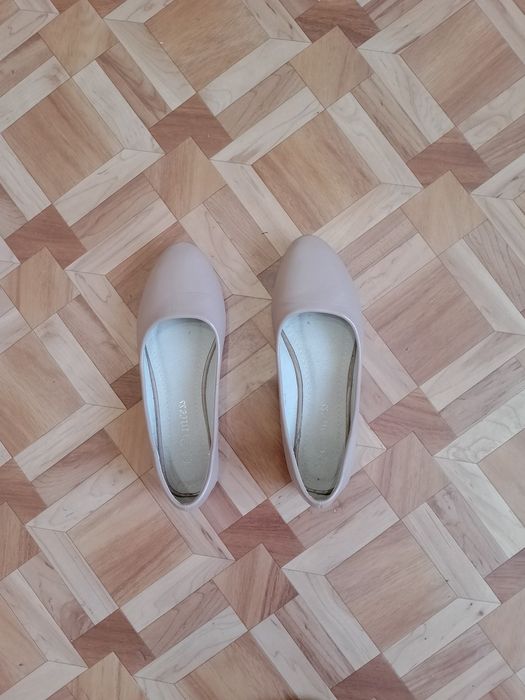 Продам туфлі 36р