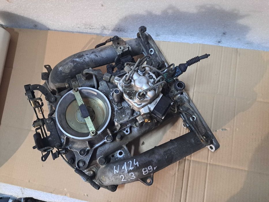 Rozdzielacz wtrysku paliwa  wtryski Mercedes W1214 2.3 -043/-026