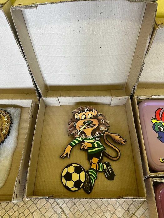 Relógios de parede de pilha (7+3)