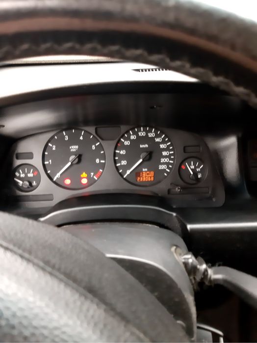 Opel Zafira 1.8 бензин 2001 рік