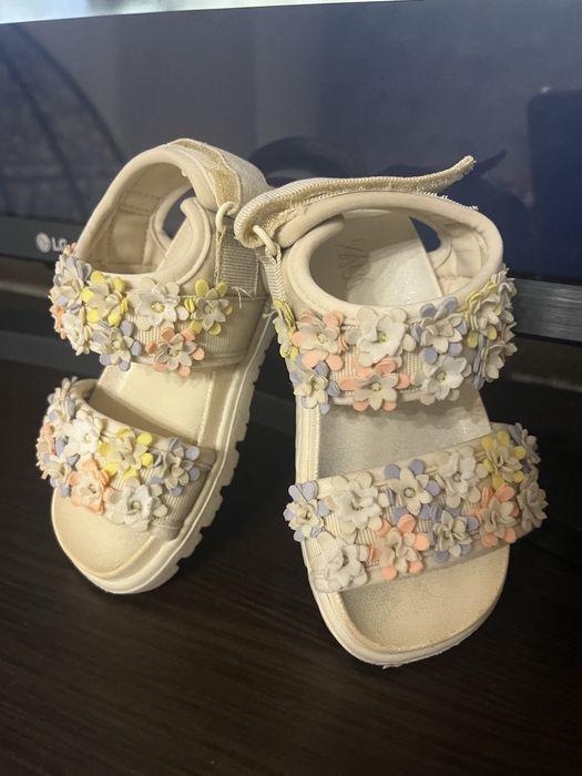 Босоніжки Zara 13,5 см