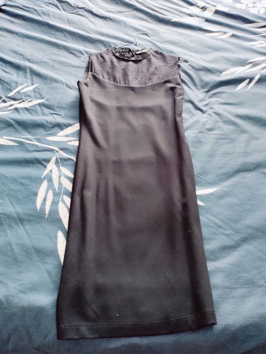 Vestido de passagem de ano preto com renda