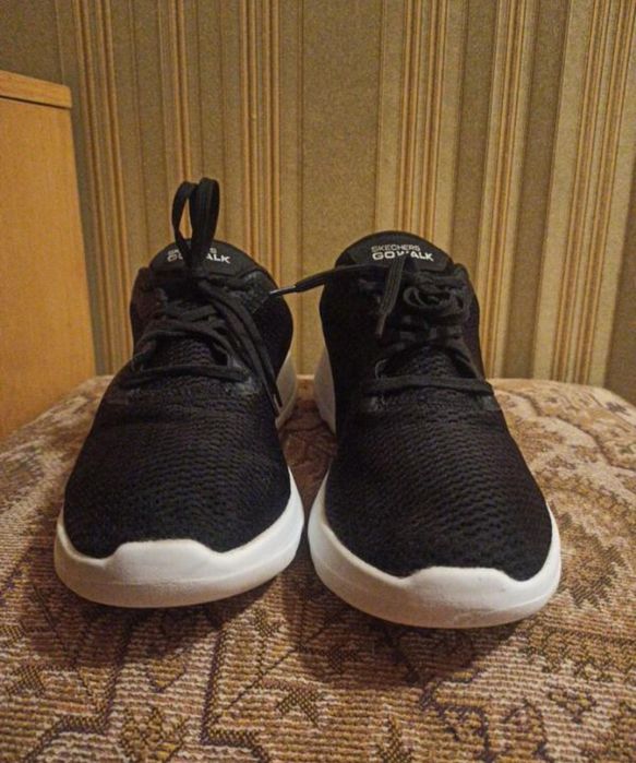 Sketchers go walk жіночі кросівки р37/25см.