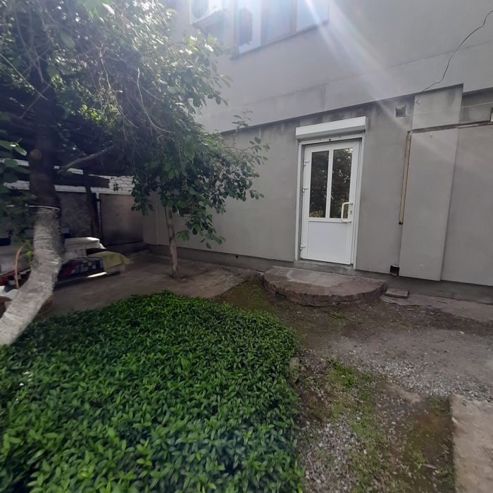 Продам большой 2эт дом