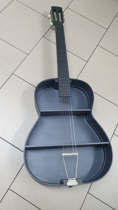Gitara półka na ścianę