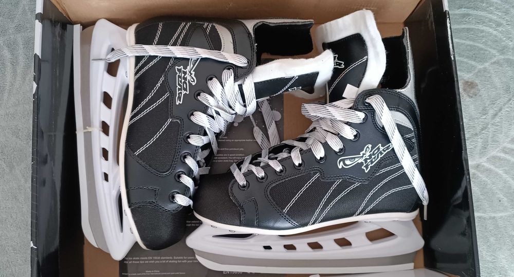 Łyżwy hokejowe r.41-42 No Fear