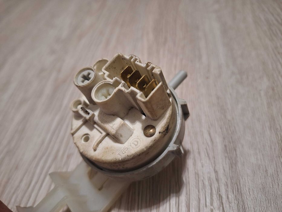 Прессостат (датчик уровня воды) Ariston ALS109X MARHERITA 2000