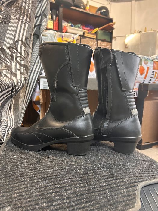 Botas Modeka Mulher