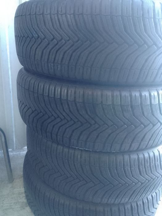 Cena za 4 Opony wielosezonowe 215/55r18 MICHELIN 2022r