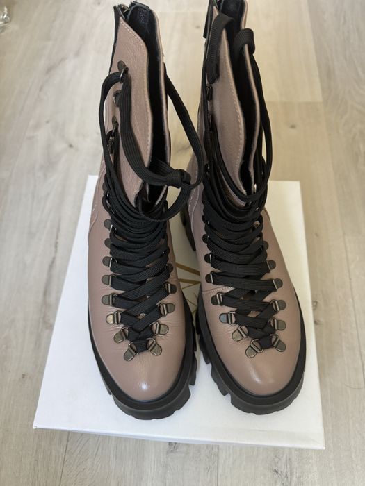 Продам ботинки 38р