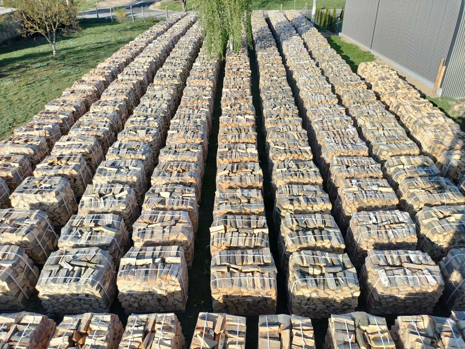 Drewno kominkowe opałowe drzewo Brzoza Buk Grab Akacja Dąb Olcha Sosna