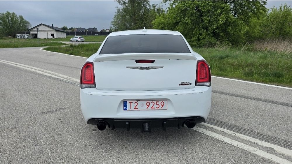 Chysler 300s 5.7 hami LPG