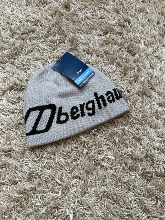 Czapka berghaus zima