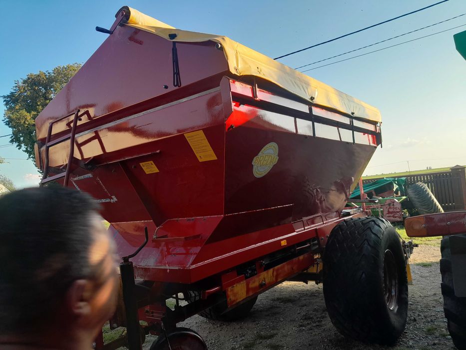 Rozsiewacz wapna Bredal K65A