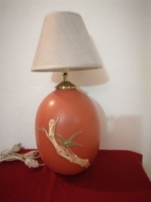 Candeeiro de mesa antigo em loiça