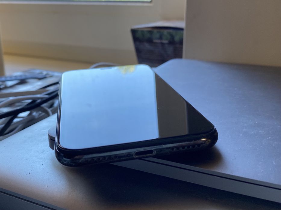 Face робить! IPhone X 64gb без сім, акб 88