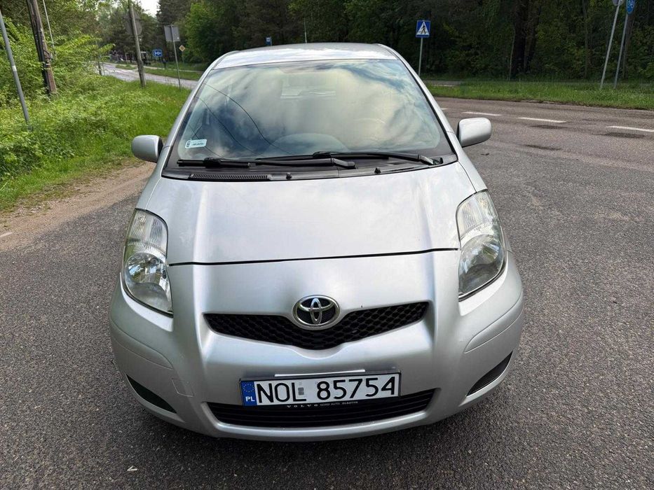 Toyota Yaris 2 1.3 benzyna 6 biegów 2010 rok ! Klima ! PL salon ! Polecam