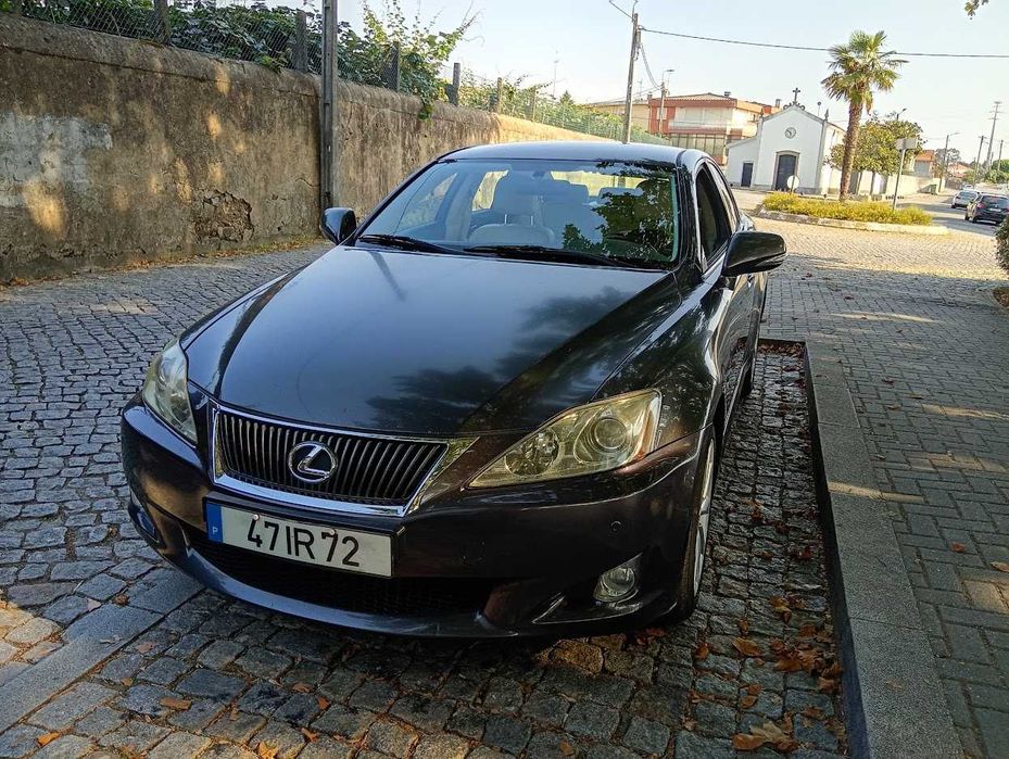 Lexus 220d  Bom estado geral / Revisão ok