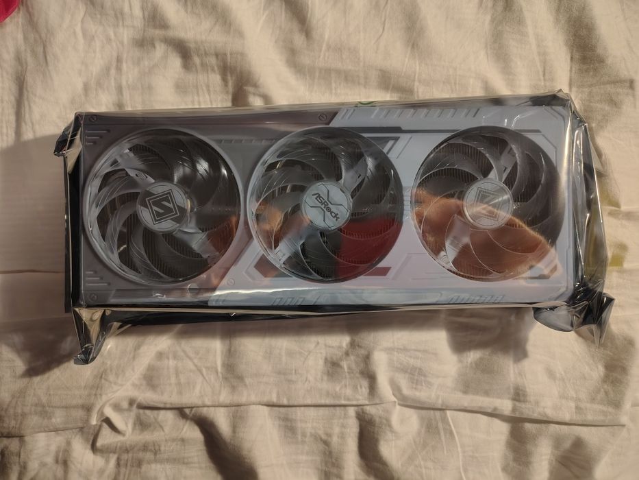AsRock RX Radeon 9070 XT Steel Legend