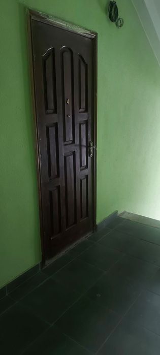 2-х комнатная квартира в центре города.Сталинка.