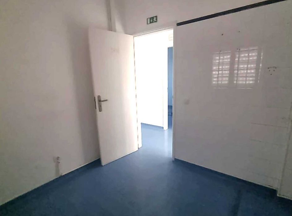 Moradia T3 isolada com anexo e garagem em Brejos de Azeitão
