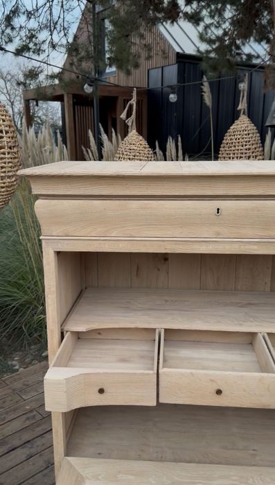 Komoda - sekretarzyk z litego dębu , stan surowy