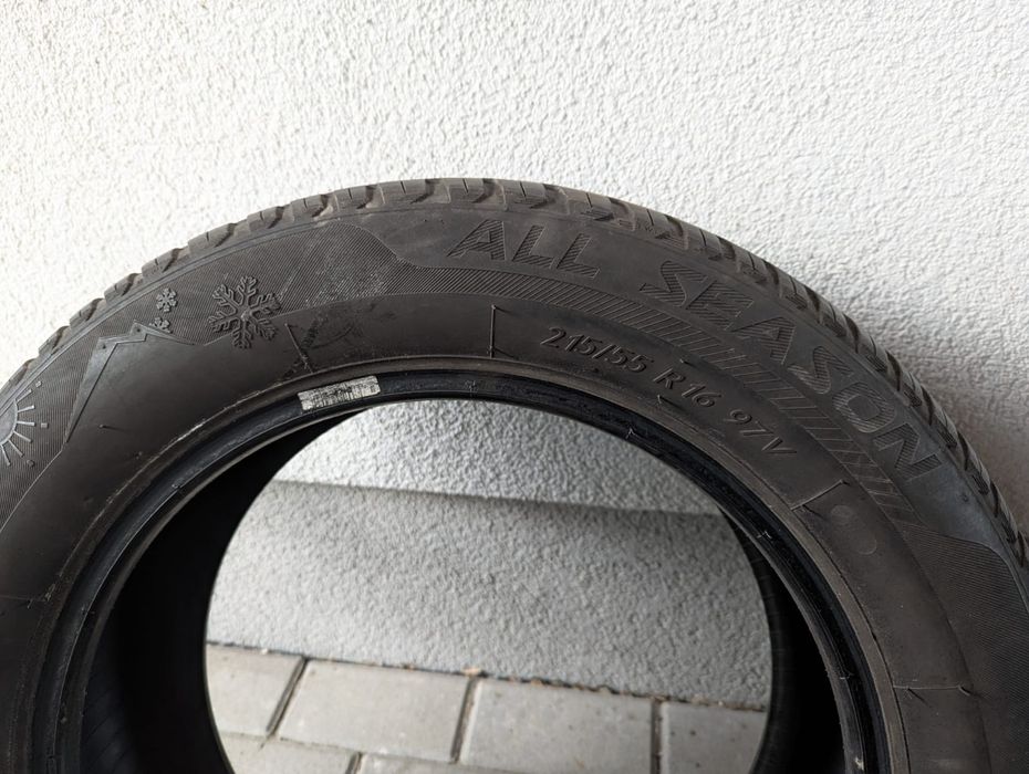 Opony wielosezonowe 215/55 R16