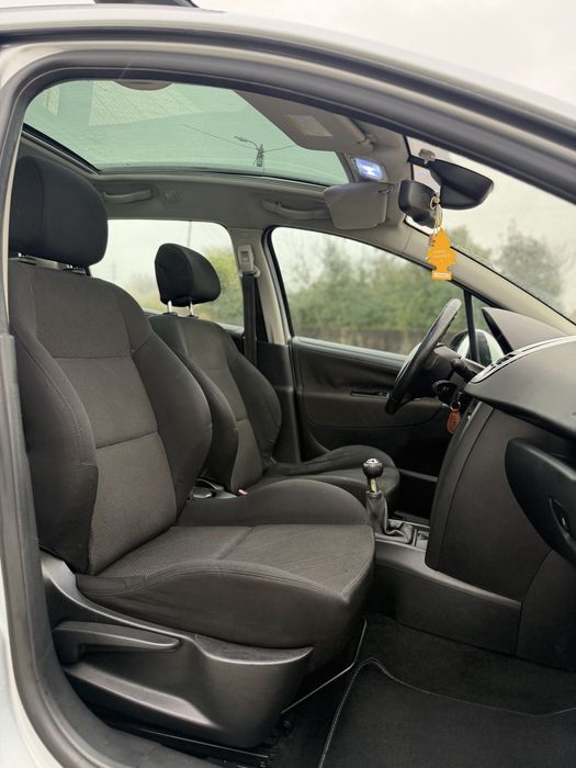 Peugeot 207 sw 1.6hdi
