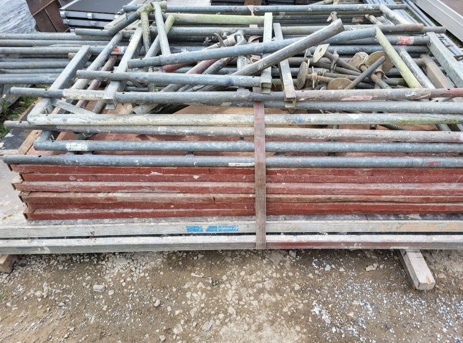 Rusztowanie Elewacyjne typu Bosta, kompletne200m2