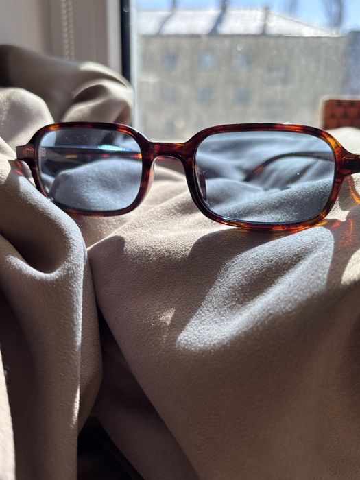 Квадратні сонцезахисні окуляри, хамелеон