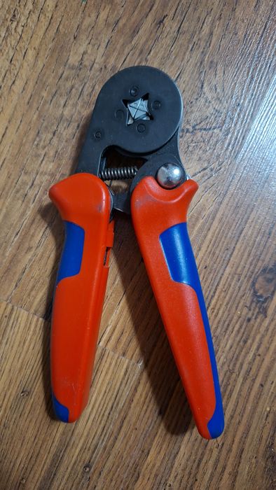Zaciskarka tulejek KNIPEX