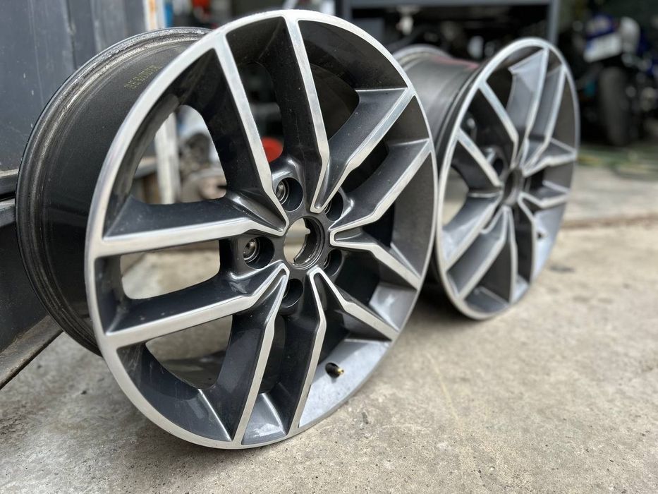 Jeep grand Cherokee WK2   диски R20