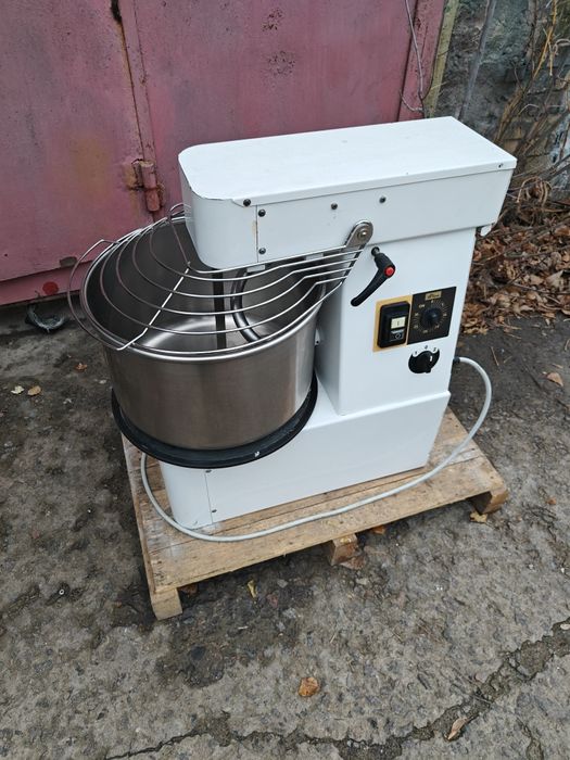 Тістоміс планетарний міксер на 10,20,30 л бу