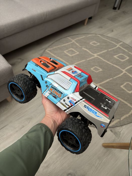 Samochód RC Horizon King 4x4 – jak nowy, duży model terenowy