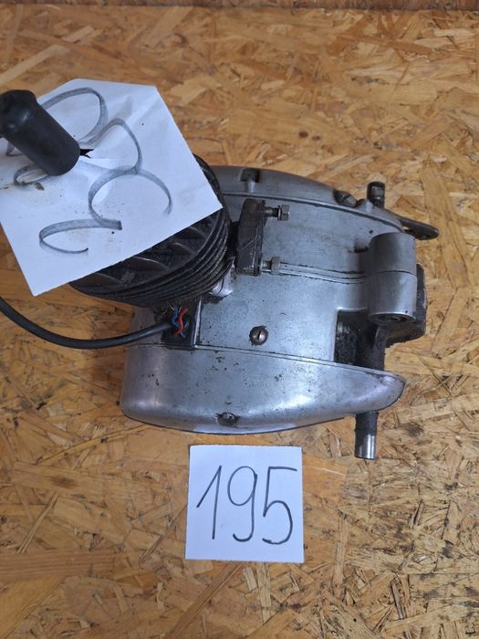 Silnik s38, komar motorynka na pedała,Plomba