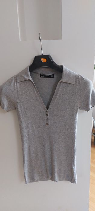 Sweterek marki ZARA