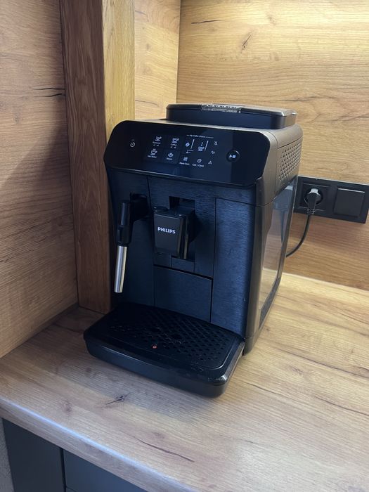 Кавомашина PHILIPS Series 800 EP0820/00