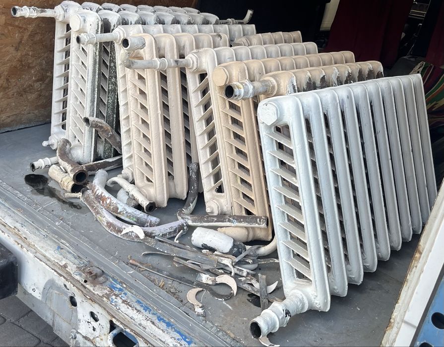 Продам  Чавунні батареї