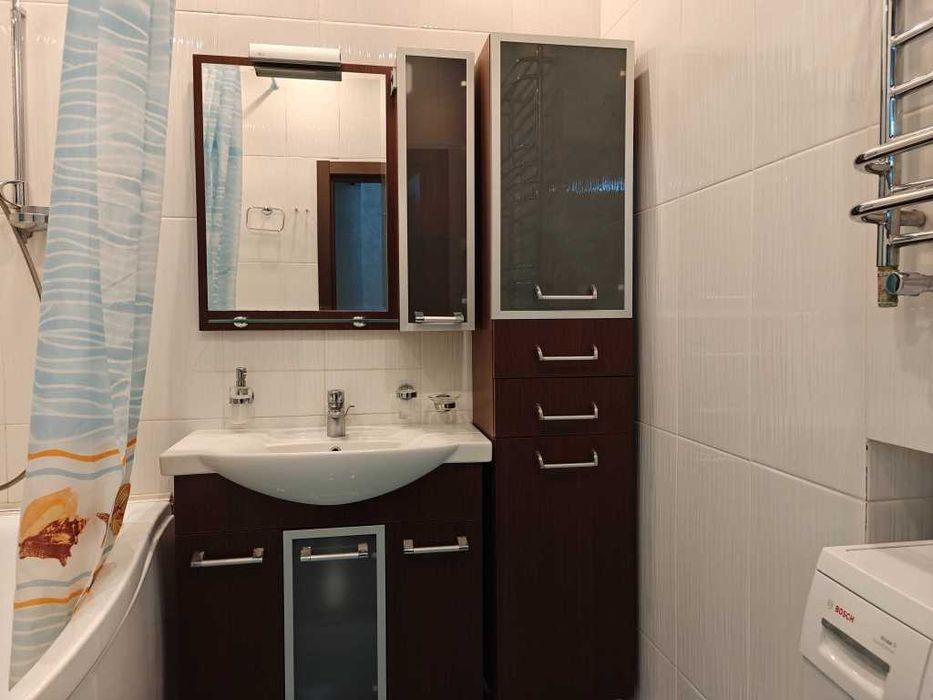 Продаж 3 кім. квартири. 92м2 стеля3м. Індив. опл. Новобуд. Поділ№17239