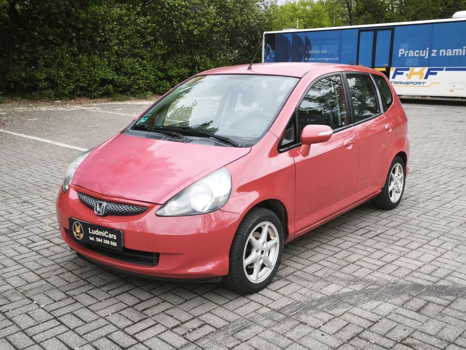 Honda Jazz 1.3 benzyna 2004rok, długie opłaty