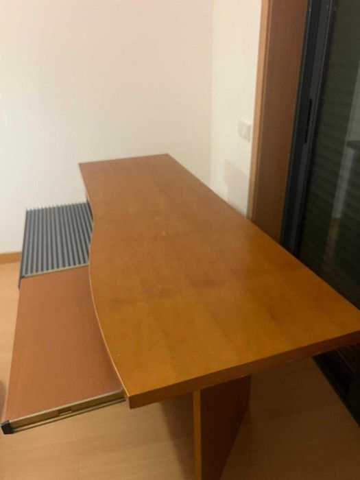 Secretária de trabalho/computador