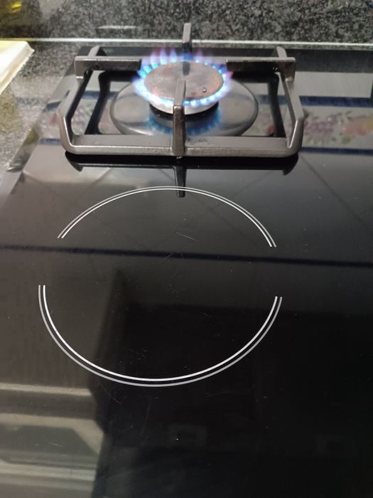 Placa mista (gás/elétrica) Balay