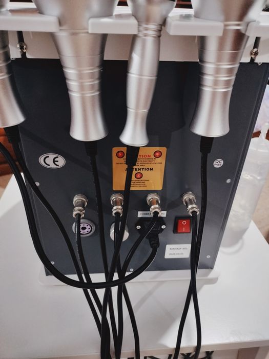 Aparelho cavitação radiofrequência e vácuo