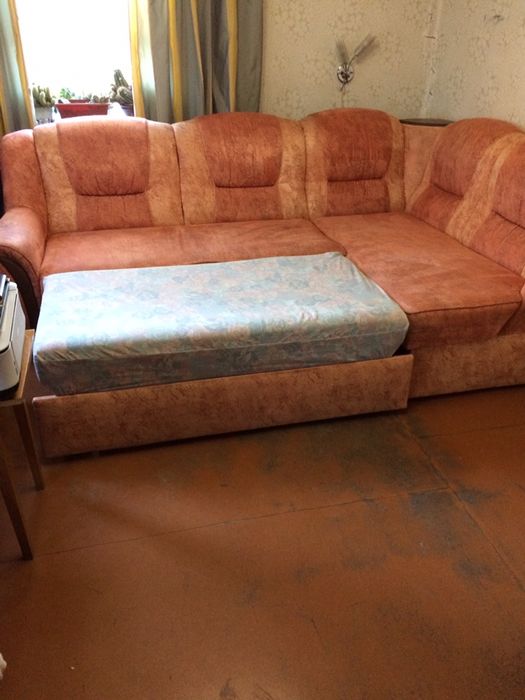 Диван угловой