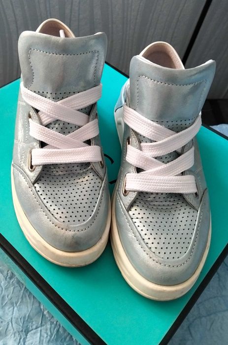 Жіночі кросівки Mario Muzi,  кеди шкіряні