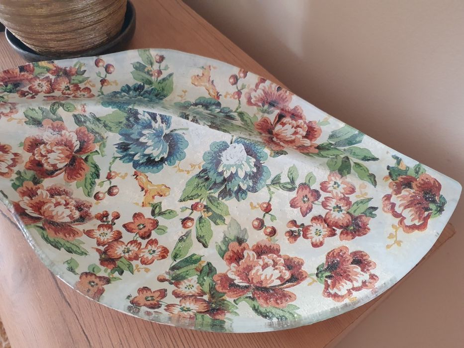 Petera, półmisek w kwiaty, ozdobiona decoupage 34 cm