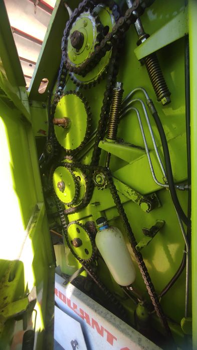 Прес підборщик рулонний Claas Rollant 44 S