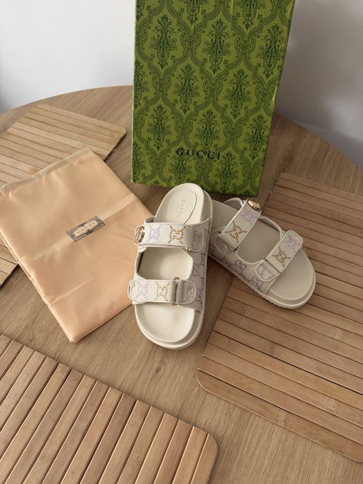 Klapki Gucci Double G Sandały Marmot Signature GG